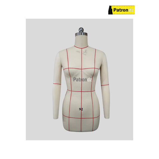 Mannequin tailleur femme avec manches.