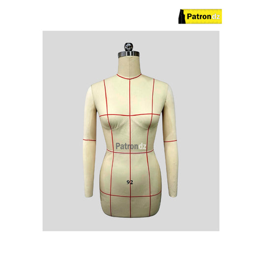 Mannequin tailleur femme avec épaules.